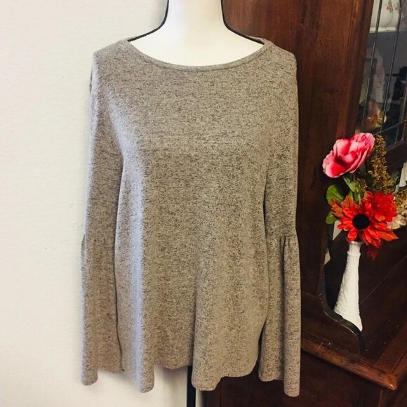 Philosophy Trafaluc Long Bell Sleeves Pullover Sweater Medium - Picture 6 of 12